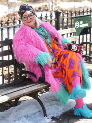 Genie 2023 Melissa McCarthy Pink & Blue Fur Coat