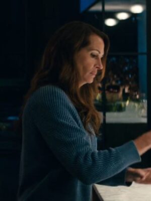 Leave The World Behind 2023 Julia Roberts Blue Sweater